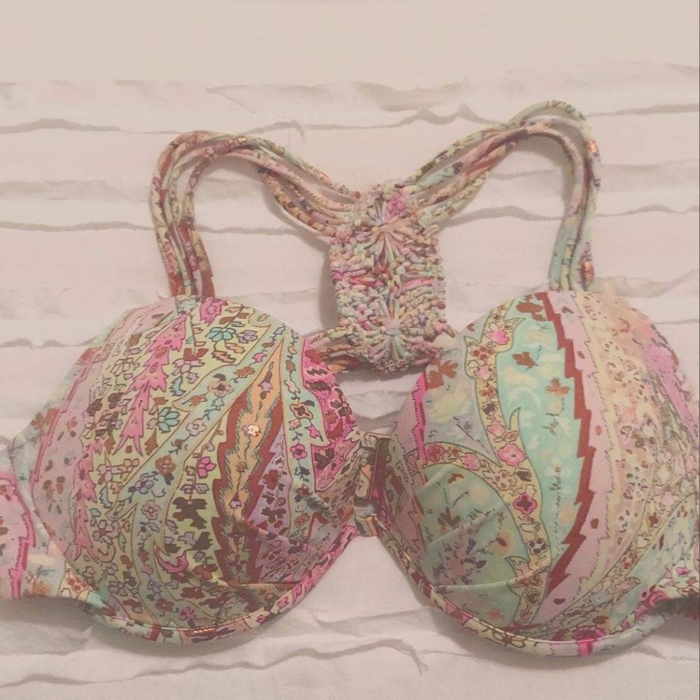 Victoria Secrets Swim Top Size 36C